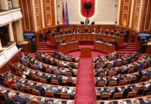 Sot seancë plenare në Kuvend, diskutohet miratimi i përbërjes së komisioneve parlamentare