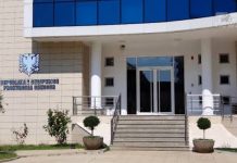 EMRI/ Premtonte programe studimi jashtë shtetit, zbulohet skema e mashtrimit, prokuroria e Shkodrës dërgon në gjyq një person