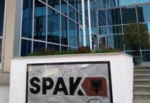 Dyshime për tjetërsim pronash në Zvërnec, SPAK kontrolle në Tiranë dhe Vlorë. Në ‘sitë’ edhe ish-avokati Pëllumb Petriti e Redi Struga, pronar i “InfraKonsult”