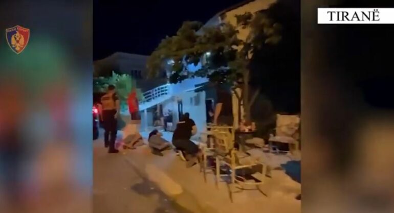 Shisnin drogë pranë shkollave  goditet grupi kriminal në Tiranë  14 në burg  5 në kërkim  Ja çfarë u sekuestrua