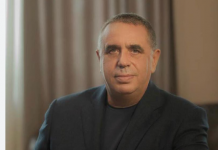 Thoma Gëllçi: Njeriu i divanit
