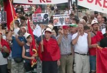 40 ditë protestë! Qytetarët nisin marshimin nga sheshi “Skënderbej” drejt Kryeministrisë