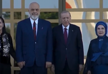 Rama publikon pamje nga pritja dhe darka zyrtare e presidentit turk Erdoğan