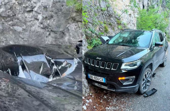 Guri masiv bie mbi një makinë në rrugën e Dukagjinit  shpëtojnë mrekullisht turistët