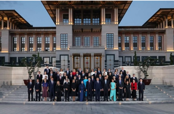 Kryeministri Rama   Në Samitin e NATO s që zhvillohet me pjesëmarrjen e krerëve të shteteve  të vendeve aleate  pritet nga Erdogan