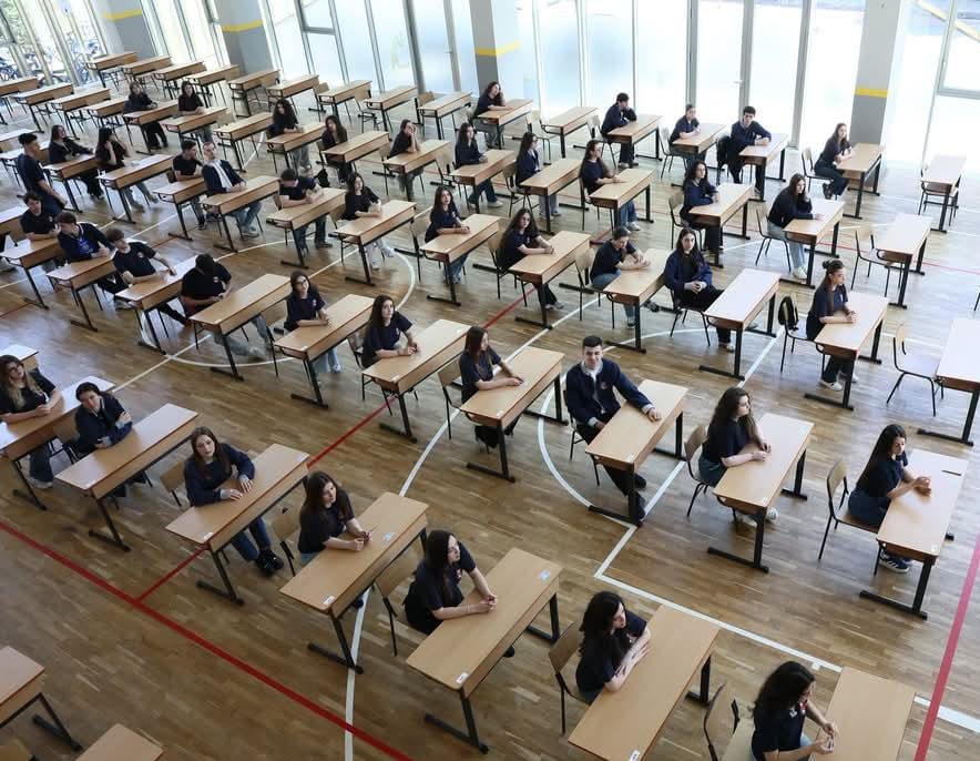 Publikohet kalendari  ja datat e sesionit të dytë të Maturës Shtetërore 2026