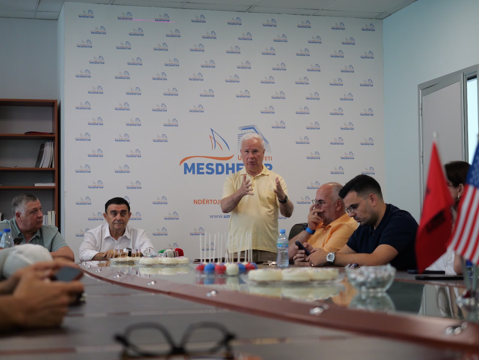 Universiteti Mesdhetar i Shqipërisë   simpoziumin për 250 vjetorin Shteteve të Bashkuara të Amerikës