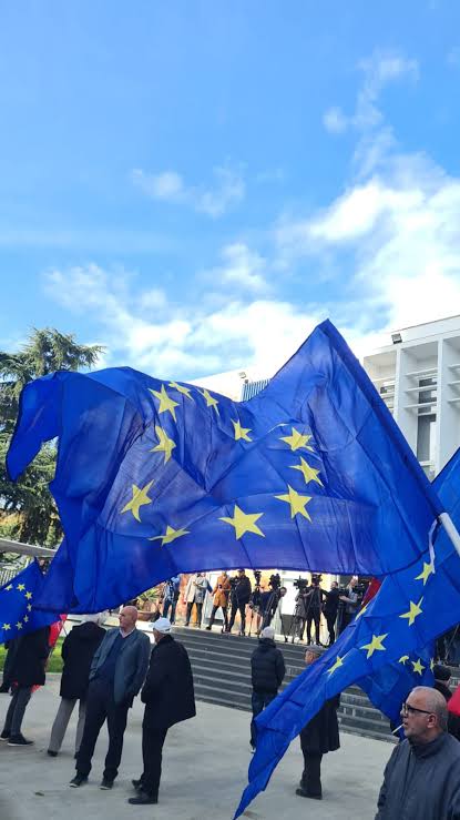  Shqipëria reziston  qeveria përgjigjet me represion    Demokratët europian   Shqipëria meriton llogaridhënie 
