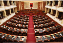 Parlamenti Europian “kryqëzon” qeverinë për qëndrimin ndaj Ballukut, paralajmëron se ka marrë fund imuniteti politik