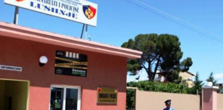 Dyshohet se abuzoi me 27-vjeçaren me probleme të shëndetit mendor, në kërkim 42-vjeçari në Lushnjë. Arrestohet vëllai i vajzës