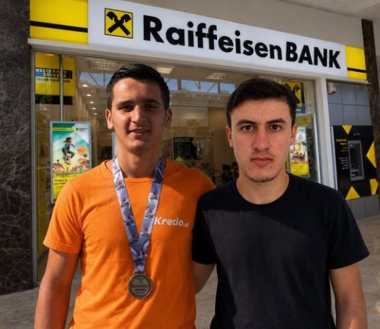 Raiffeisen Bank si “Ali Baba” me 40 hajdutë, dy hakerat vidhnin lekët, banka nuk thoshte “jo”