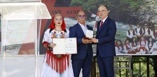 Presidenti Begaj vizitë në Plavë dhe Guci: Ruajtja e trashëgimisë kombëtare është përgjegjësi e të gjithëve