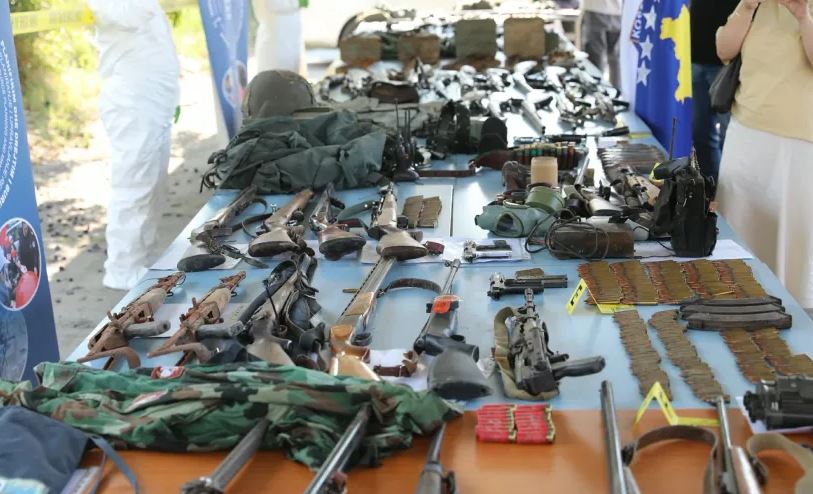 Policia e Kosovës  nisi aksionin në veri  sekuestrohen arsenal armësh