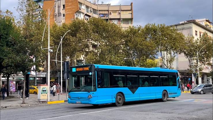 Shoqatat e Transportit kërkojnë zgjatje të kompensimit  paralajmërojnë rishikim të numrit të mjeteve