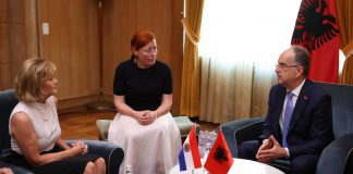 Presidenti Begaj pranoi Letrat Kredenciale të Ambasadores së Paraguait
