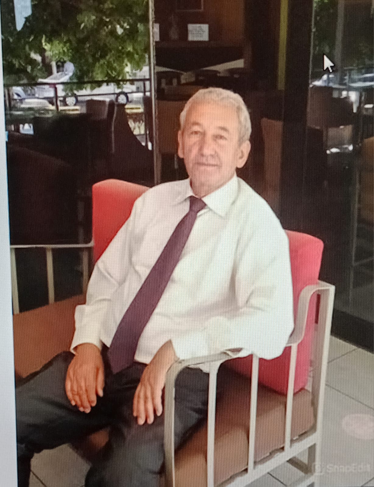 Çano Nora  Polo Çipa  këngëtari piluriot që i shtoi këngët valët tek deti