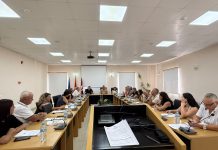 “Territorialja”, Këshilli Bashkiak i Cërrikut kundërshton shkrirjen me Elbasanin, propozohet ideja e një referendumi lokal: Të pyeten qytetarët!