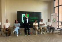 Konsultimi publik për reformën territoriale në Elbasan, debate mes mazhorancës dhe opozitës për bashkimin me Cërrikun dhe Belshin