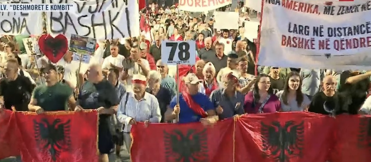 Sot protesta e 78 të  Diaspora marshon drejt Kryeministrisë  thirrje kundër klasës politike