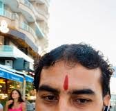Indiani që punon në Durrës filmon dhe publikon foto të vazjave dhe grave, qytetarët denoncim!