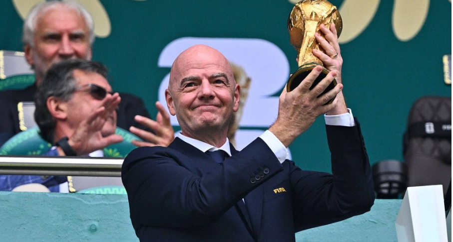 Presidenti i UEFA s  Infantino të japë dorëheqjen  ose mund të përballet me një kundërshtar në zgjedhjet e FIFA s