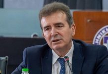 “Call Centerat shqiptar po mashtrojnë grekët”, ministri lëshon alarmin: Do arrestohen të gjithë!