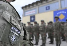 Stabiliteti në Kosovë, ambasada e SHBA-së: KFOR-i ka të gjithë mbështetjen tonë