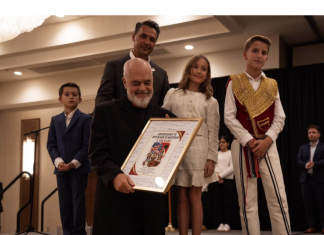 Rama ndan fotoalbum nga takimi me shqiptarët në Michigan: Faleminderit për mikpritjen mbresëlënëse