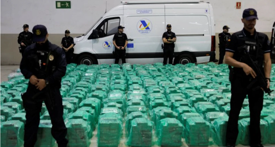 Sekuestrohen në Spanjë  1 2 ton kokainë e fshehur tek një ngarkesë me arra kokosi