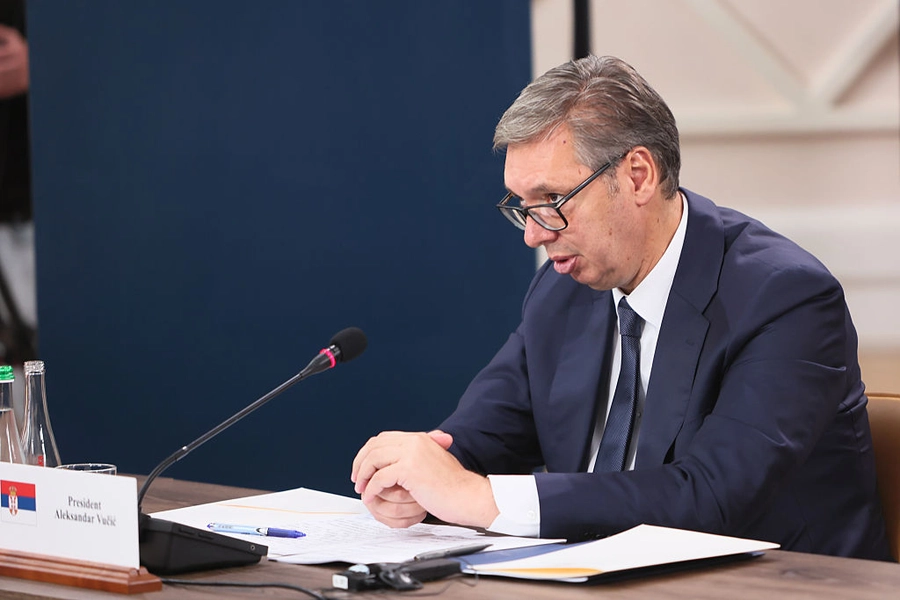 Presioni i protestave  jep dorëheqjen presidenti i Serbisë  Aleksandër Vuçiç