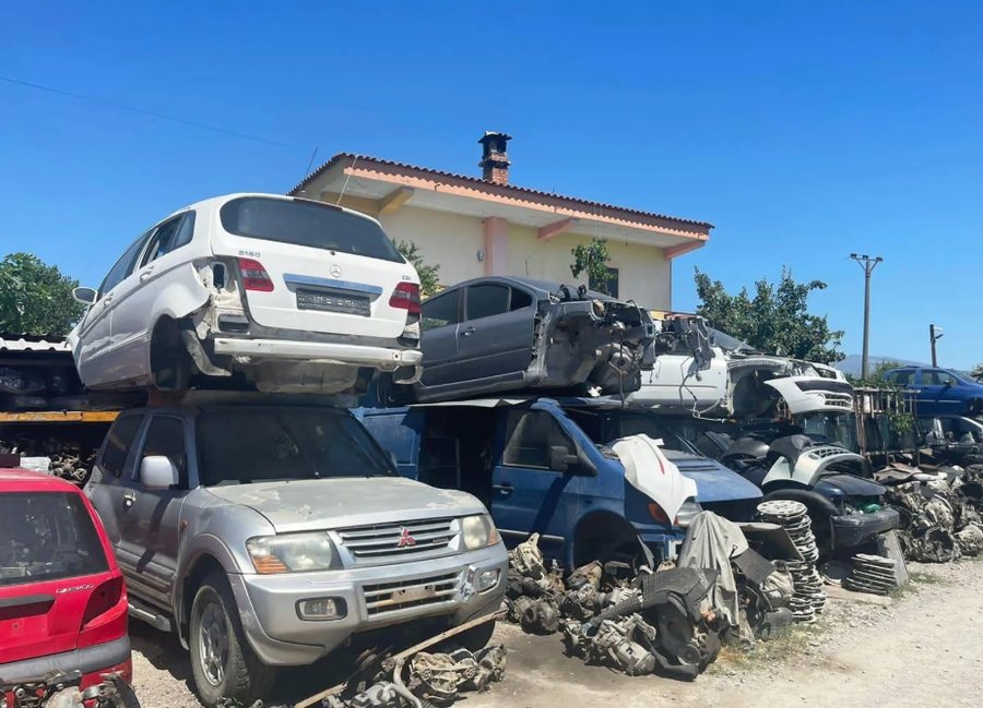Projektvendimi i qeverisë  Qytetarët që zotërojnë automjete të dala jashtë përdorimit do të mund t i dorëzojnë ato pa pagesë për shkatërrim dhe riciklim