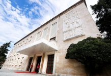 Lëvizje në administratë, Rama kërkon dorëheqjen e drejtorëve në nivel rajonal