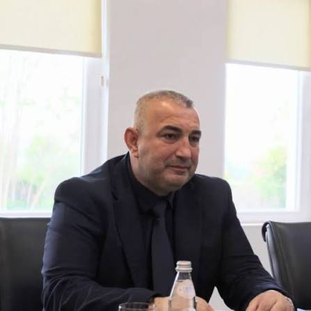Karrigia e nxehtë e Burgjeve  njësoj si në Kadastër  Jep dorëheqjen drejtori Adriatik Kupi pas vetëm 7 muajsh  largohet me mesazh enigmatik