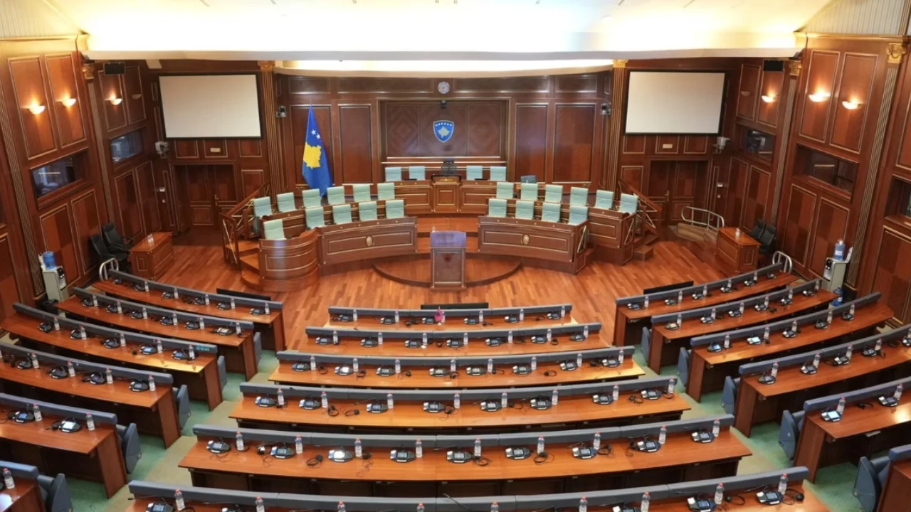 Kërkesa e PDK së për kthimin e Ligjit për Specialen në Kuvend  nisin mospajtimet brenda partisë