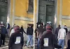 Protestuesit shkojnë te “Ekonomia”, i vënë flakën dhe shkatërrojnë derën, policia u hedh gaz lotsjellës
